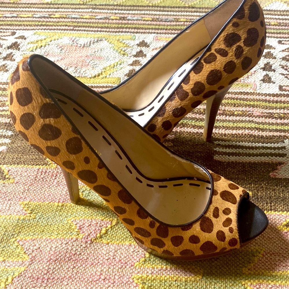 Enzo Angiolini stilettos. Cheetah fur. Size 10.